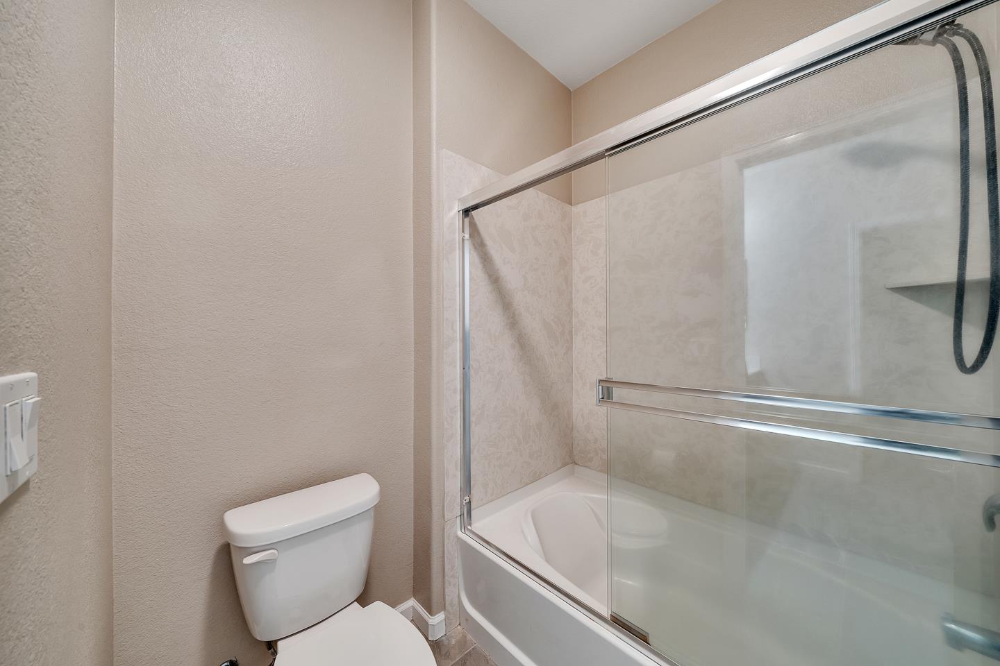 Detail Gallery Image 20 of 28 For 1127 Genco Ter, San Jose,  CA 95133 - 3 Beds | 3/1 Baths