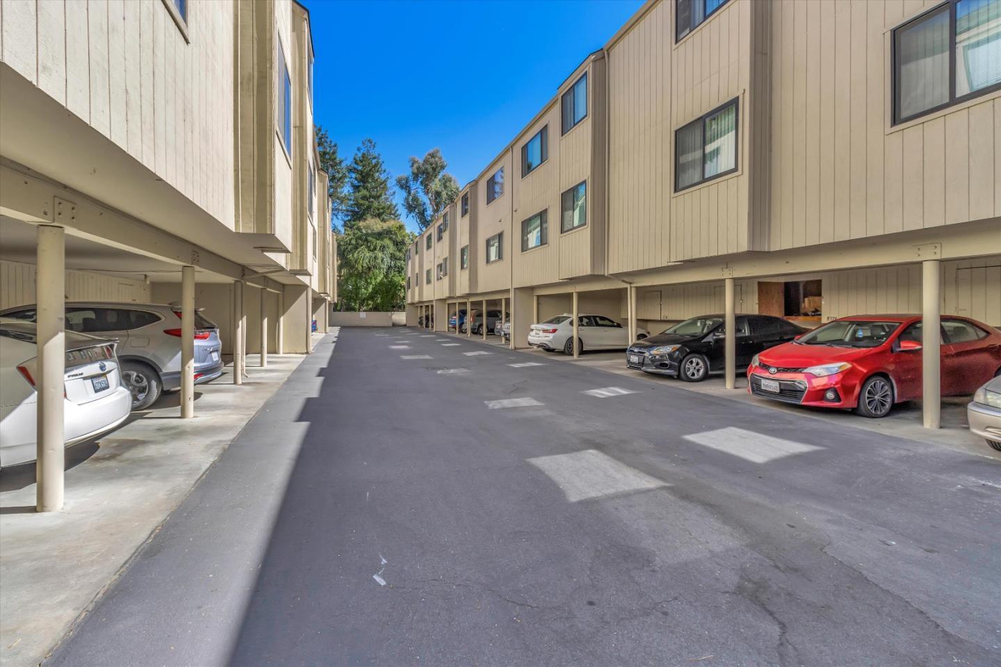 Detail Gallery Image 7 of 22 For 936 Kiely Blvd #G,  Santa Clara,  CA 95051 - 2 Beds | 1 Baths