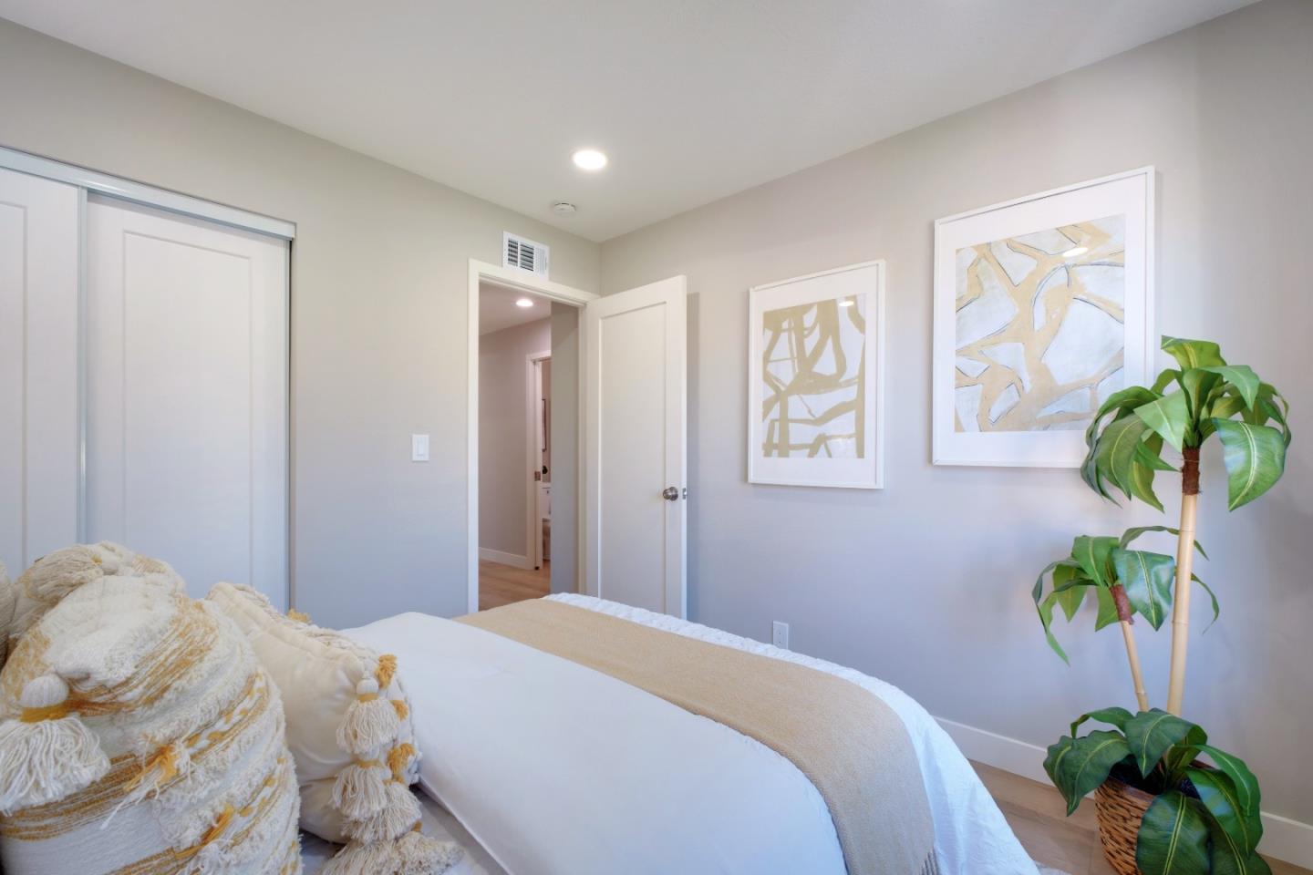 Detail Gallery Image 25 of 51 For 2017 Quadros Ln, San Jose,  CA 95131 - 3 Beds | 1/1 Baths