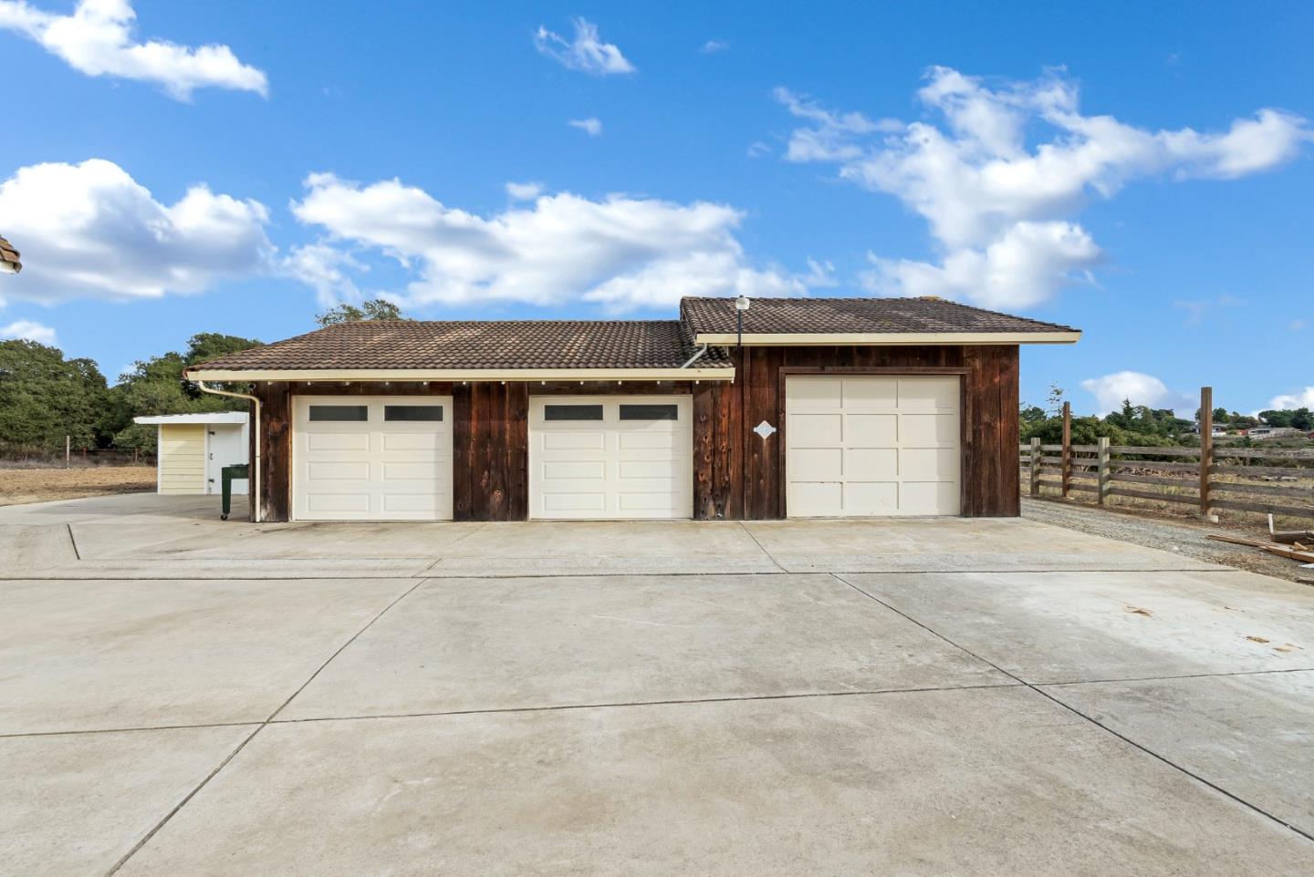 Detail Gallery Image 24 of 27 For 16007 Meridian Rd #C,  Salinas,  CA 93907 - 2 Beds | 2 Baths