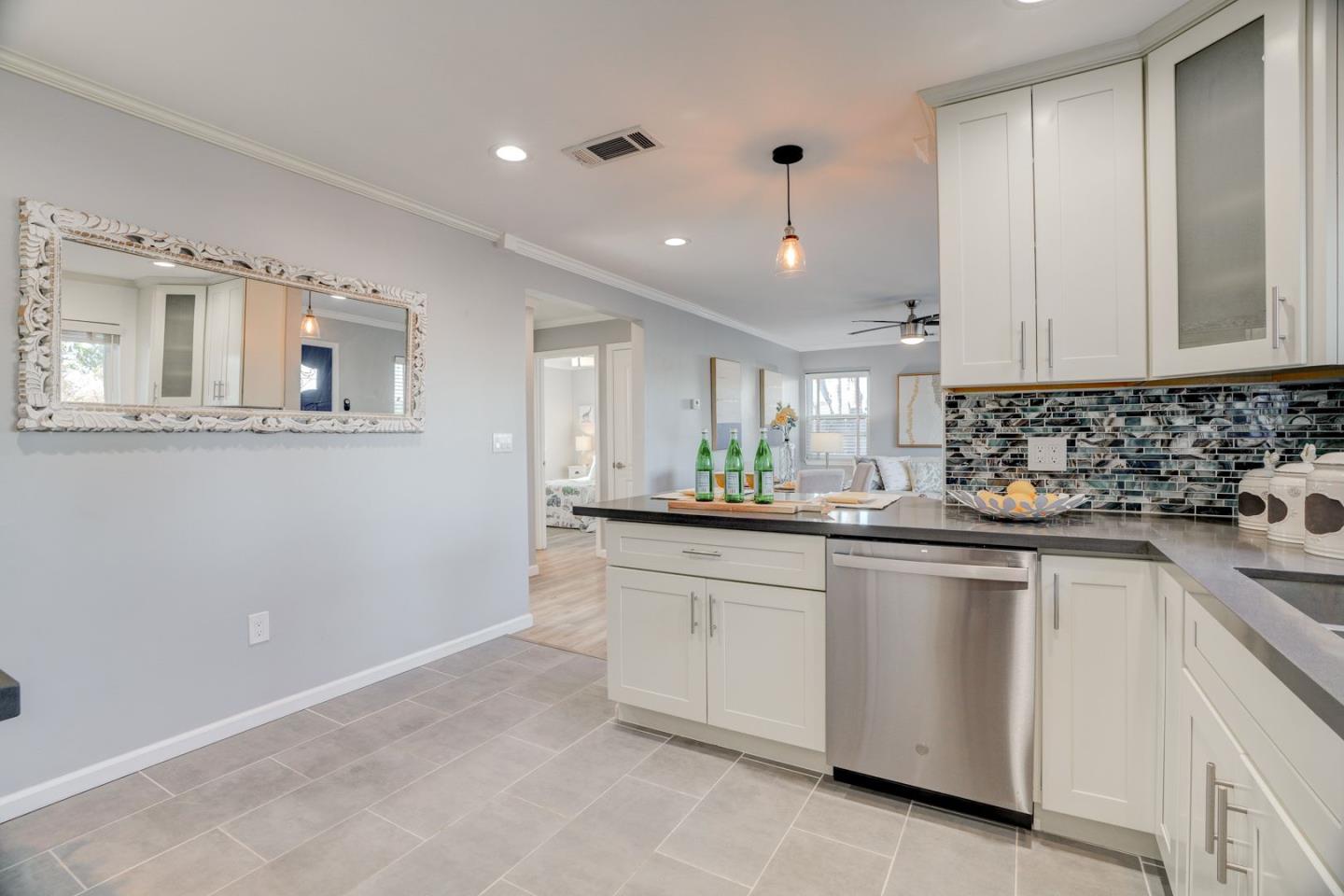 Detail Gallery Image 16 of 56 For 2636 Glade Dr, Santa Clara,  CA 95051 - 3 Beds | 2 Baths