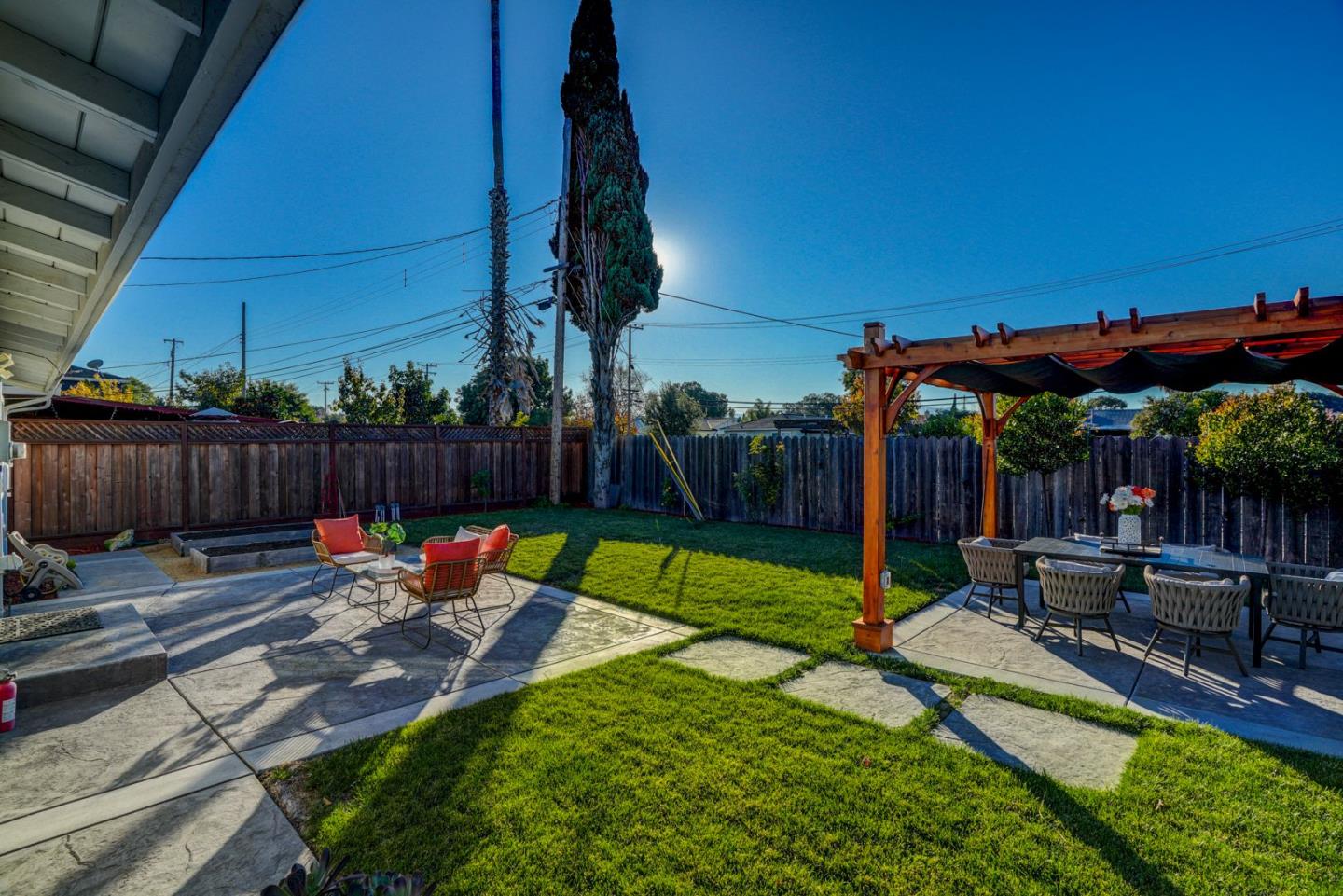 Detail Gallery Image 48 of 56 For 2636 Glade Dr, Santa Clara,  CA 95051 - 3 Beds | 2 Baths