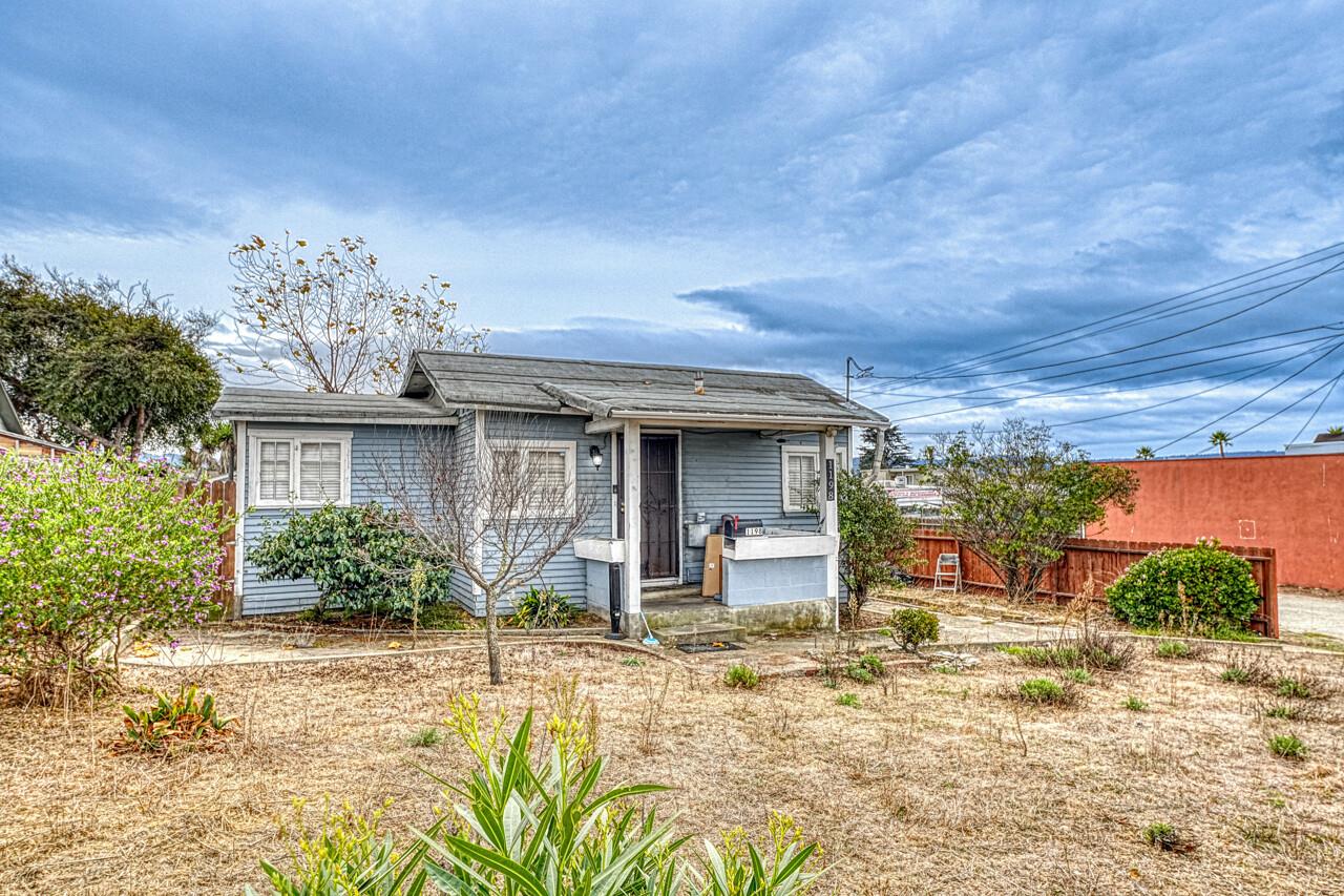 Detail Gallery Image 3 of 12 For 1198 La Salle Ave, Seaside,  CA 93955 - – Beds | – Baths