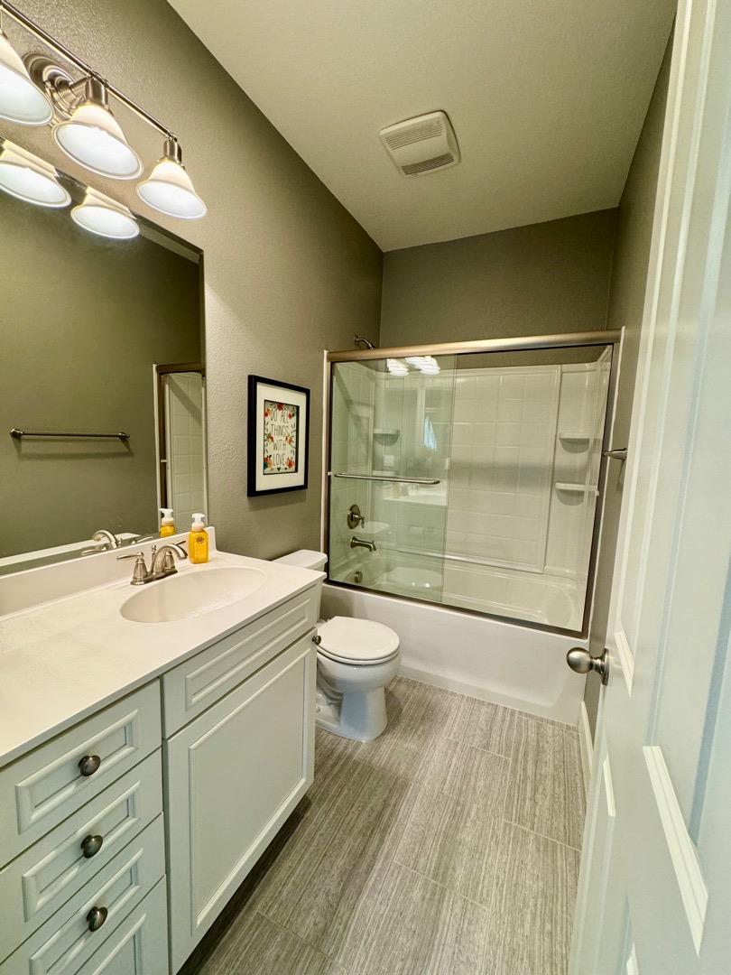 Detail Gallery Image 14 of 35 For 246 Ladybug Ln, Martinez,  CA 94553 - 3 Beds | 2/1 Baths