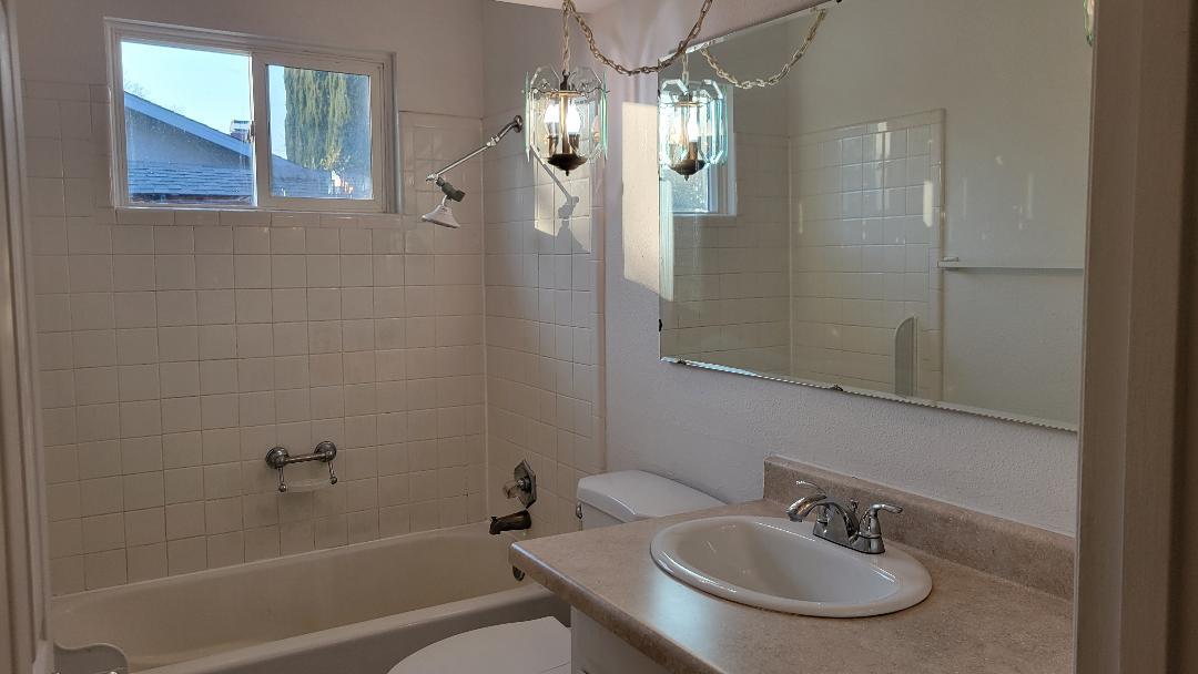 Detail Gallery Image 16 of 25 For 1301 Moccasin Dr, Modesto,  CA 95351 - 3 Beds | 2 Baths