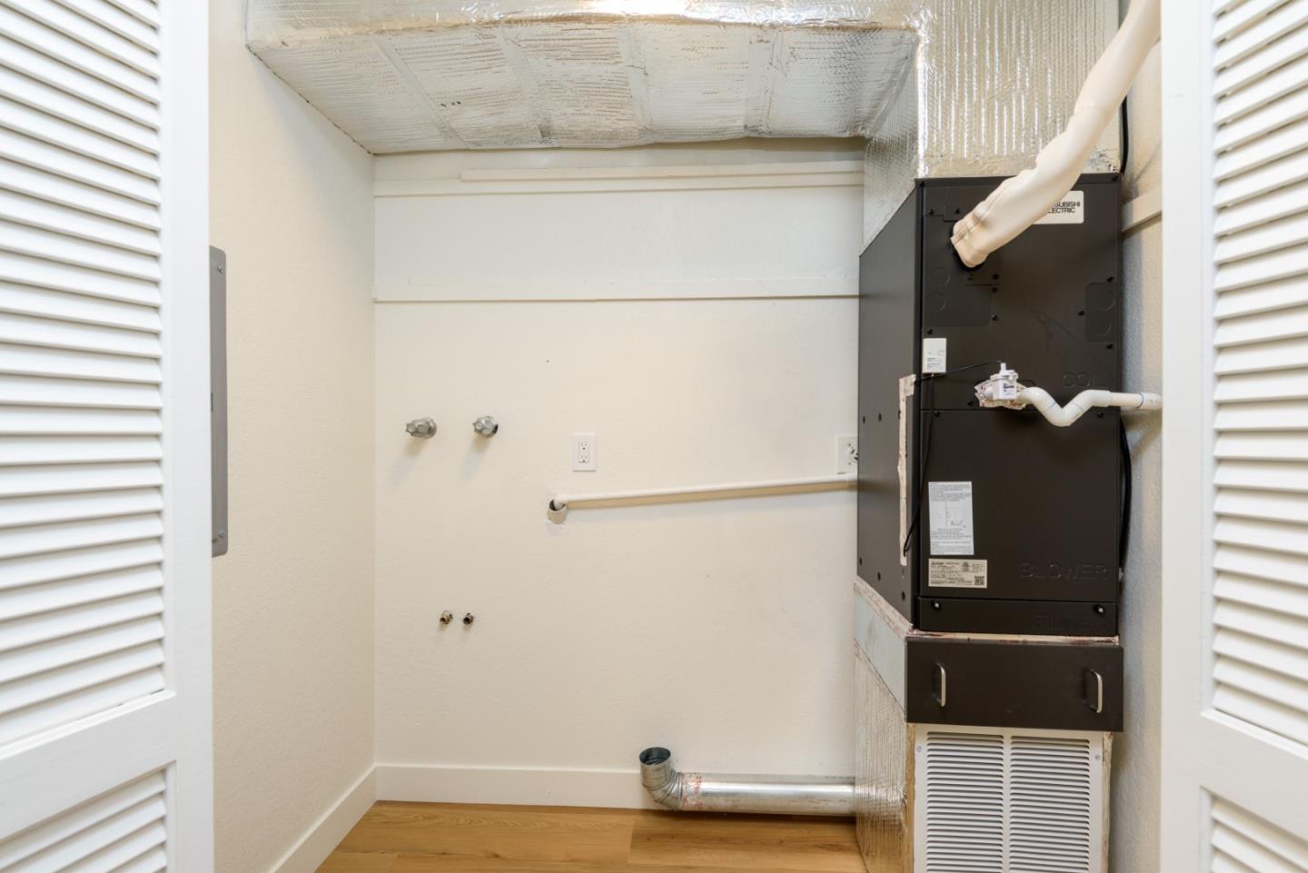 Detail Gallery Image 16 of 21 For 707 Bryant St #206,  Palo Alto,  CA 94301 - 2 Beds | 2 Baths