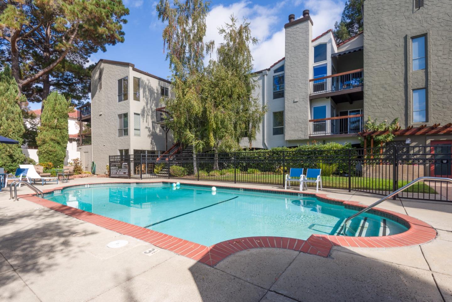 Detail Gallery Image 19 of 21 For 707 Bryant St #206,  Palo Alto,  CA 94301 - 2 Beds | 2 Baths