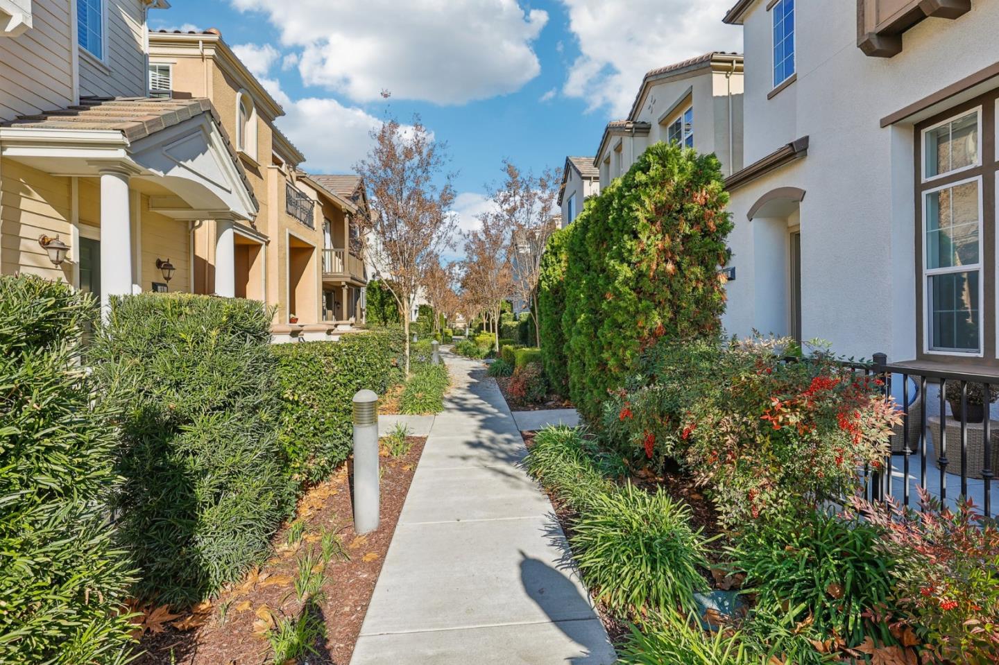 Detail Gallery Image 6 of 58 For 53 Cook Pl, Santa Clara,  CA 95050 - 4 Beds | 3 Baths