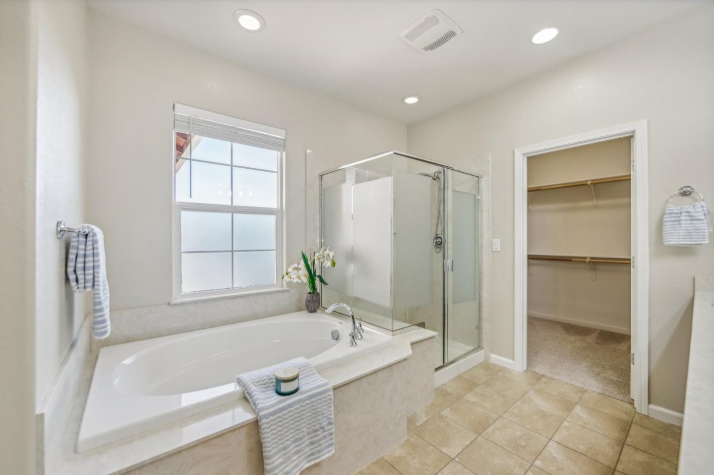 Detail Gallery Image 28 of 48 For 5889 Flora Cmn, Livermore,  CA 94551 - 3 Beds | 2/1 Baths