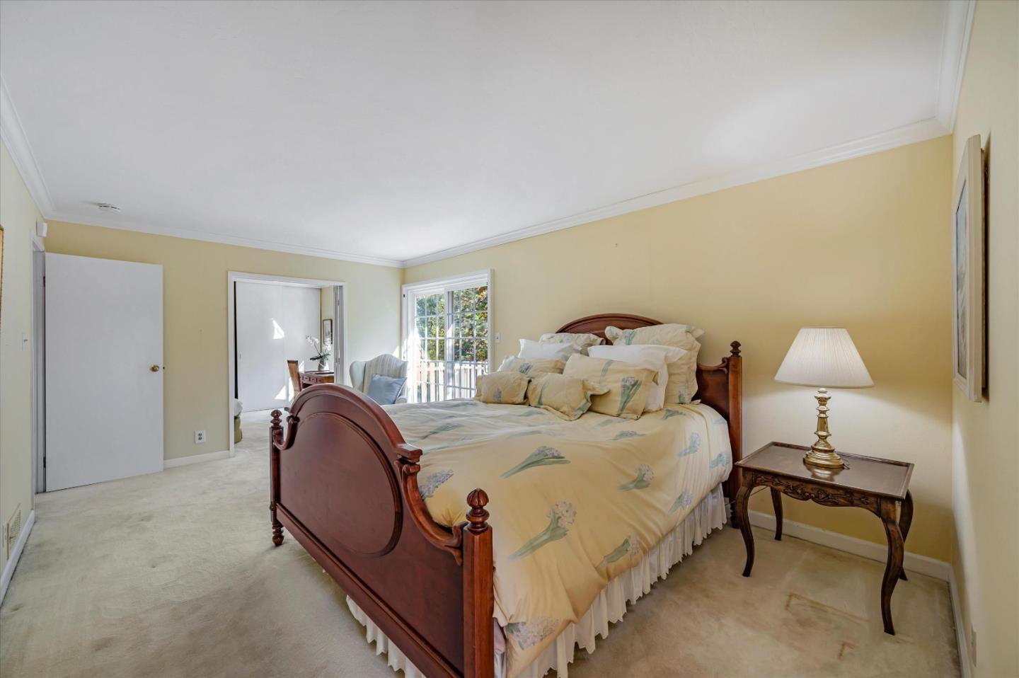 Detail Gallery Image 26 of 49 For 1849 Los Altos Dr, San Mateo,  CA 94402 - 5 Beds | 3/1 Baths