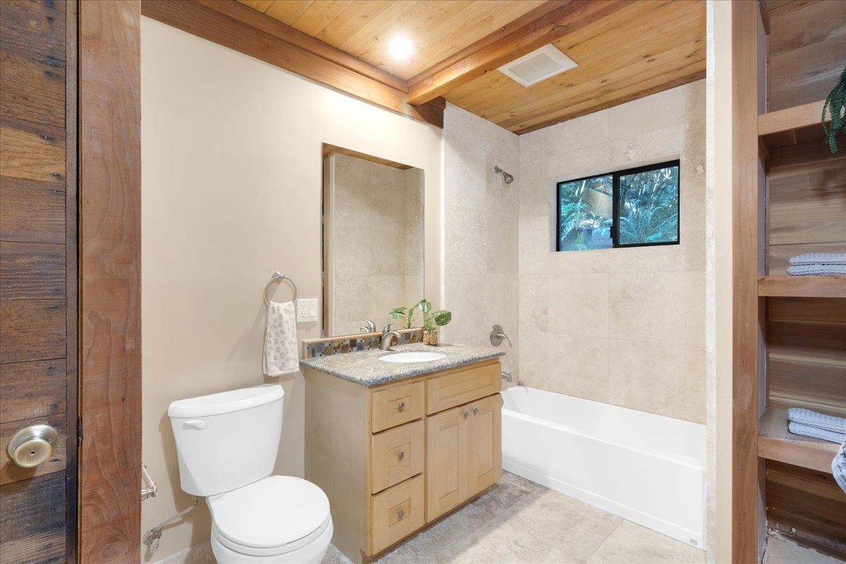 Detail Gallery Image 26 of 67 For 2727 Smith Grade, Santa Cruz,  CA 95060 - 3 Beds | 3/1 Baths