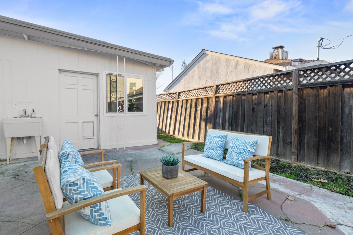 Detail Gallery Image 41 of 50 For 85 W Rosemary St, San Jose,  CA 95110 - 3 Beds | 2 Baths