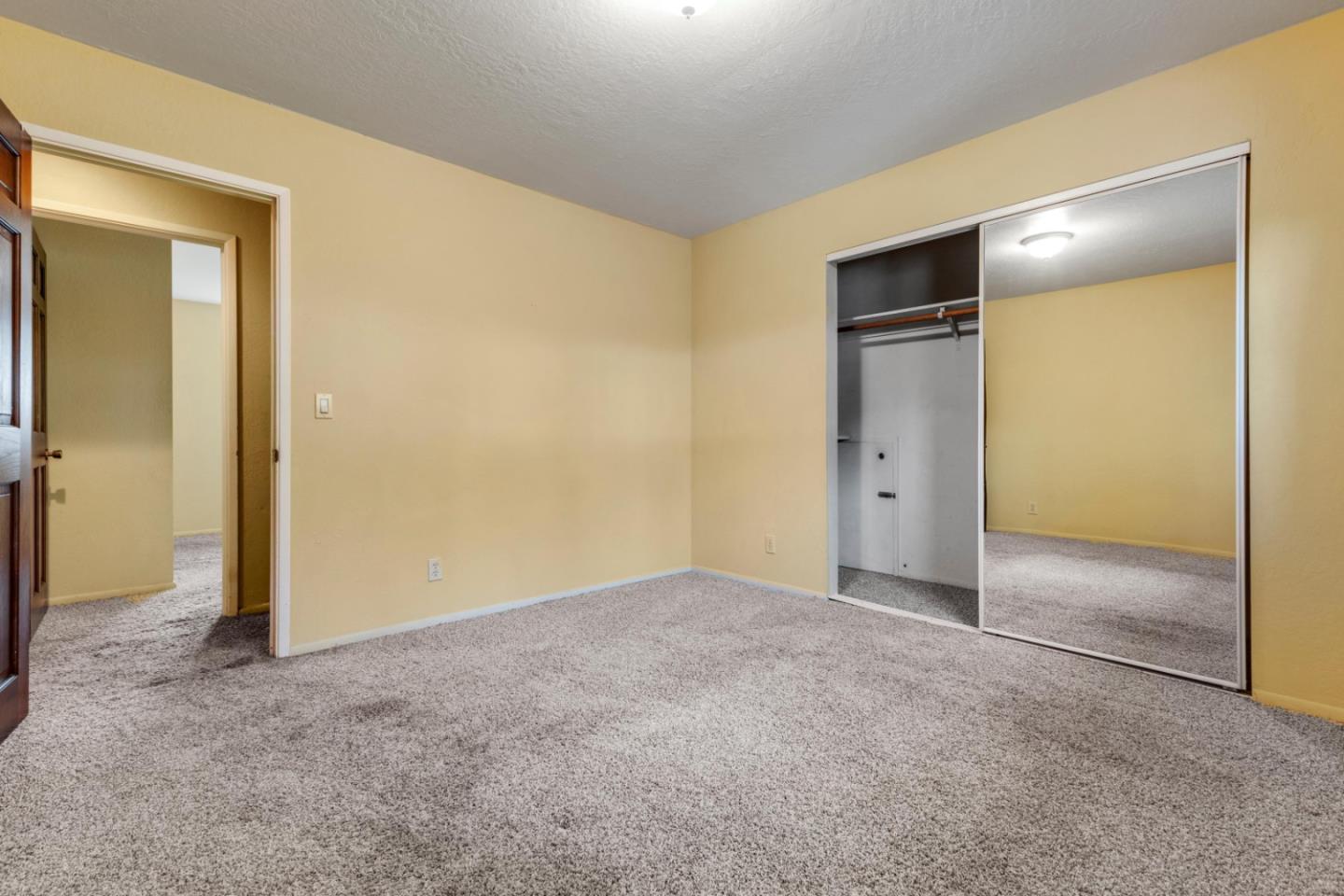 Detail Gallery Image 14 of 27 For 1112 Iverson St, Salinas,  CA 93901 - 3 Beds | 2/1 Baths