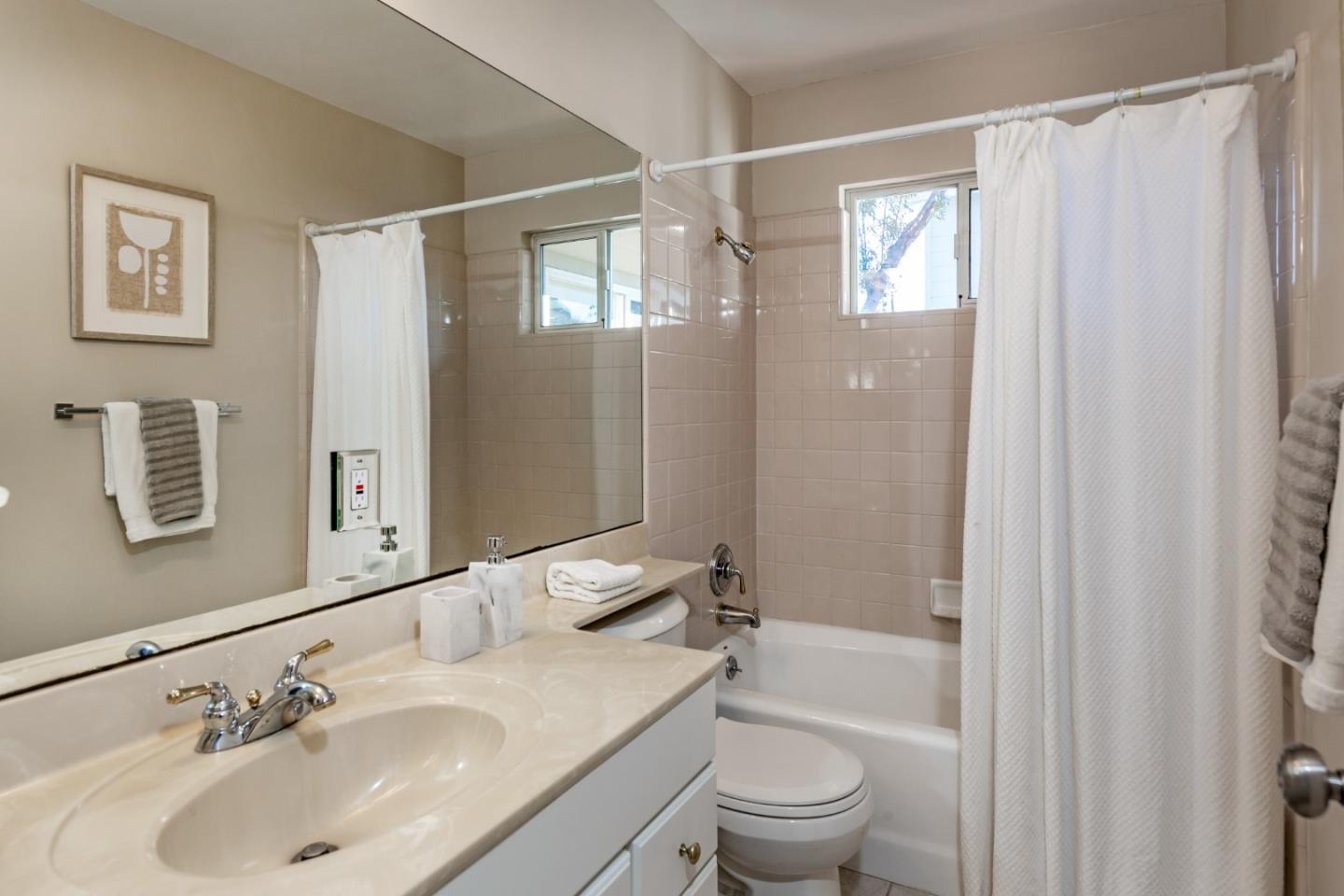 Detail Gallery Image 21 of 32 For 1788 Potrero Dr, San Jose,  CA 95124 - 4 Beds | 2 Baths