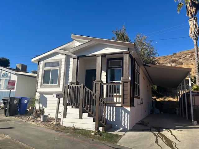 Detail Gallery Image 3 of 22 For 18035 Soledad Cyn Rd #81,  Canyon Country,  CA 91387 - 2 Beds | 2 Baths