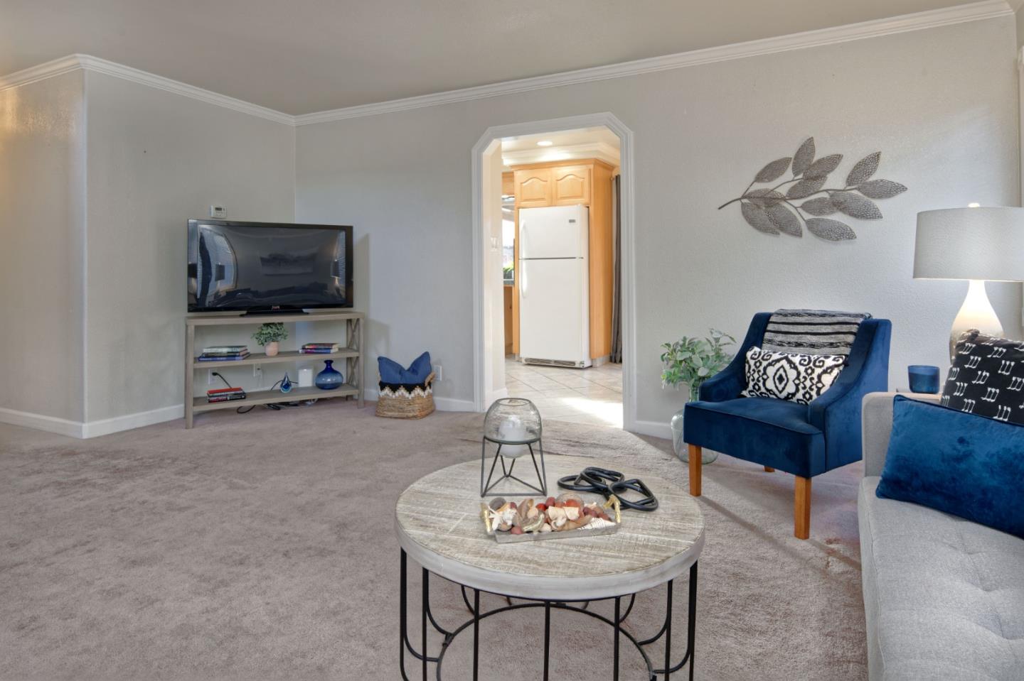 Detail Gallery Image 6 of 31 For 197 Kona Pl, San Jose,  CA 95119 - 4 Beds | 2 Baths