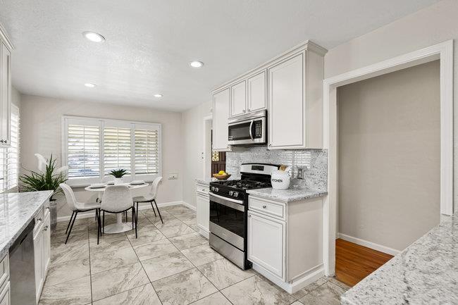 Detail Gallery Image 11 of 34 For 1115 Roycott Way, San Jose,  CA 95125 - 2 Beds | 1/1 Baths