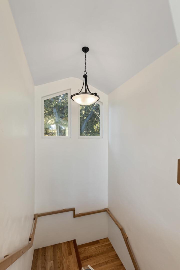 Detail Gallery Image 22 of 45 For Foothill Rd, Sunol,  CA 94586 - 4 Beds | 4 Baths