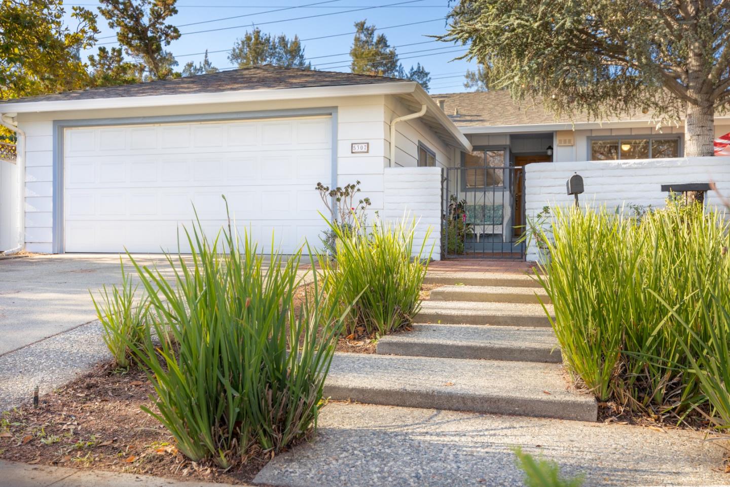 Detail Gallery Image 3 of 24 For 5307 Joseph Ln, San Jose,  CA 95118 - 3 Beds | 2 Baths