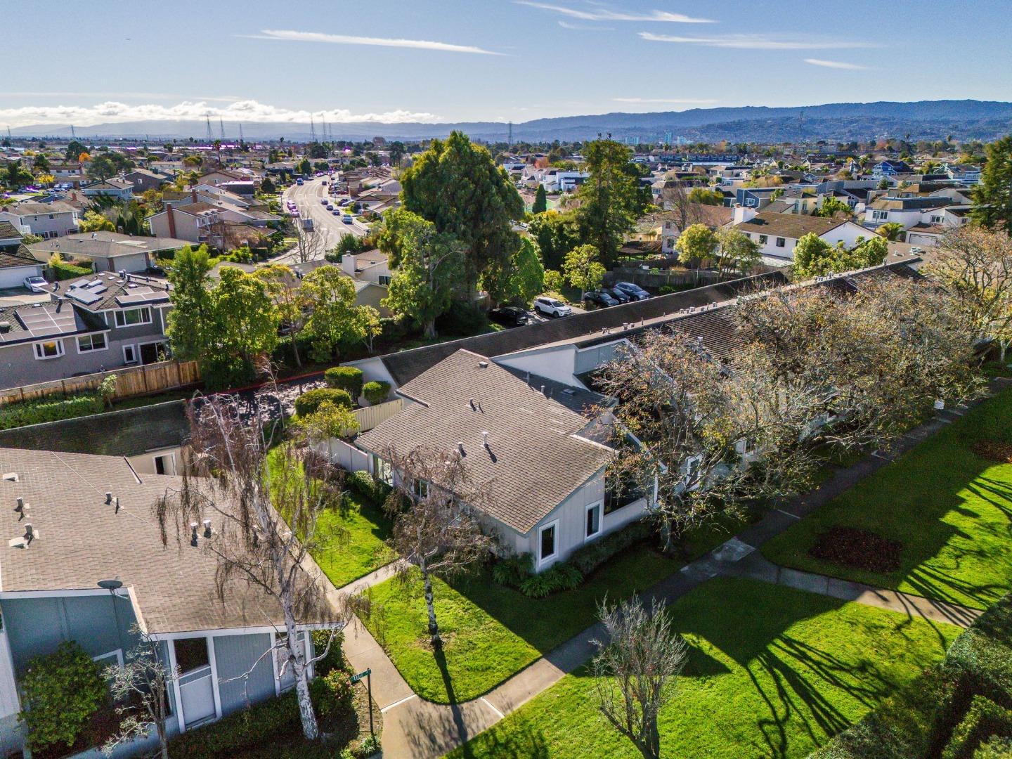 Detail Gallery Image 44 of 48 For 1062 Eagle Ln, Foster City,  CA 94404 - 2 Beds | 1/1 Baths