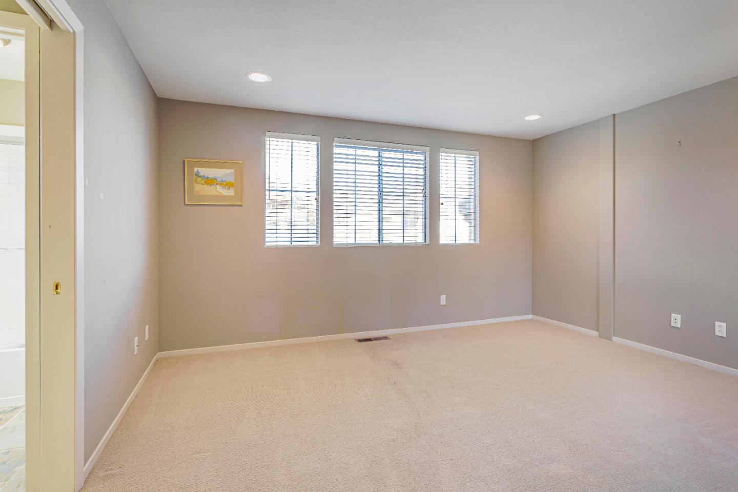 Detail Gallery Image 28 of 42 For 25231 Azalea Ct, Salinas,  CA 93908 - 3 Beds | 2/1 Baths