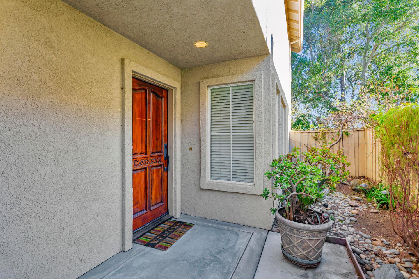 Detail Gallery Image 4 of 42 For 25231 Azalea Ct, Salinas,  CA 93908 - 3 Beds | 2/1 Baths