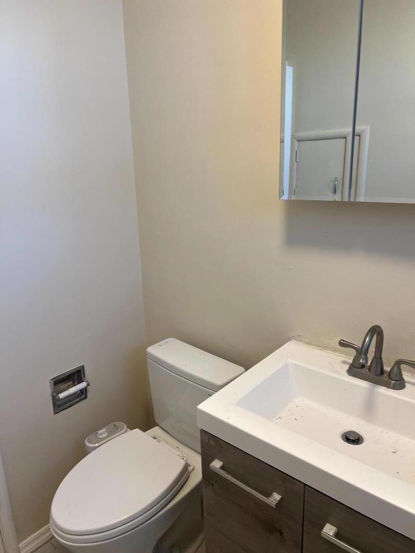 Detail Gallery Image 18 of 23 For 1322 Holly St #5,  San Carlos,  CA 94070 - 1 Beds | 1 Baths