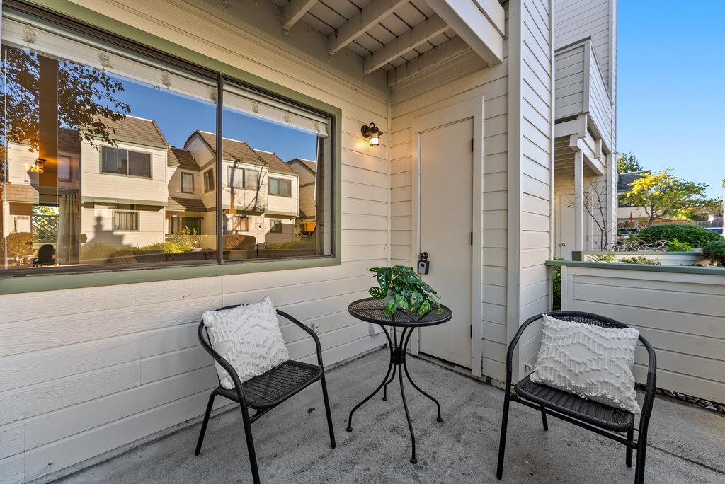 Detail Gallery Image 23 of 34 For 1726 Barrington Ct, Santa Cruz,  CA 95065 - 2 Beds | 2/1 Baths