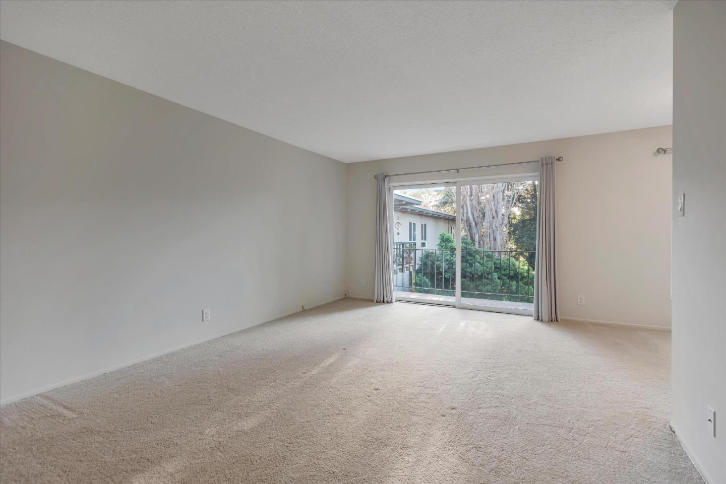 Detail Gallery Image 7 of 43 For 930 Peninsula Ave #409,  San Mateo,  CA 94401 - 1 Beds | 1 Baths