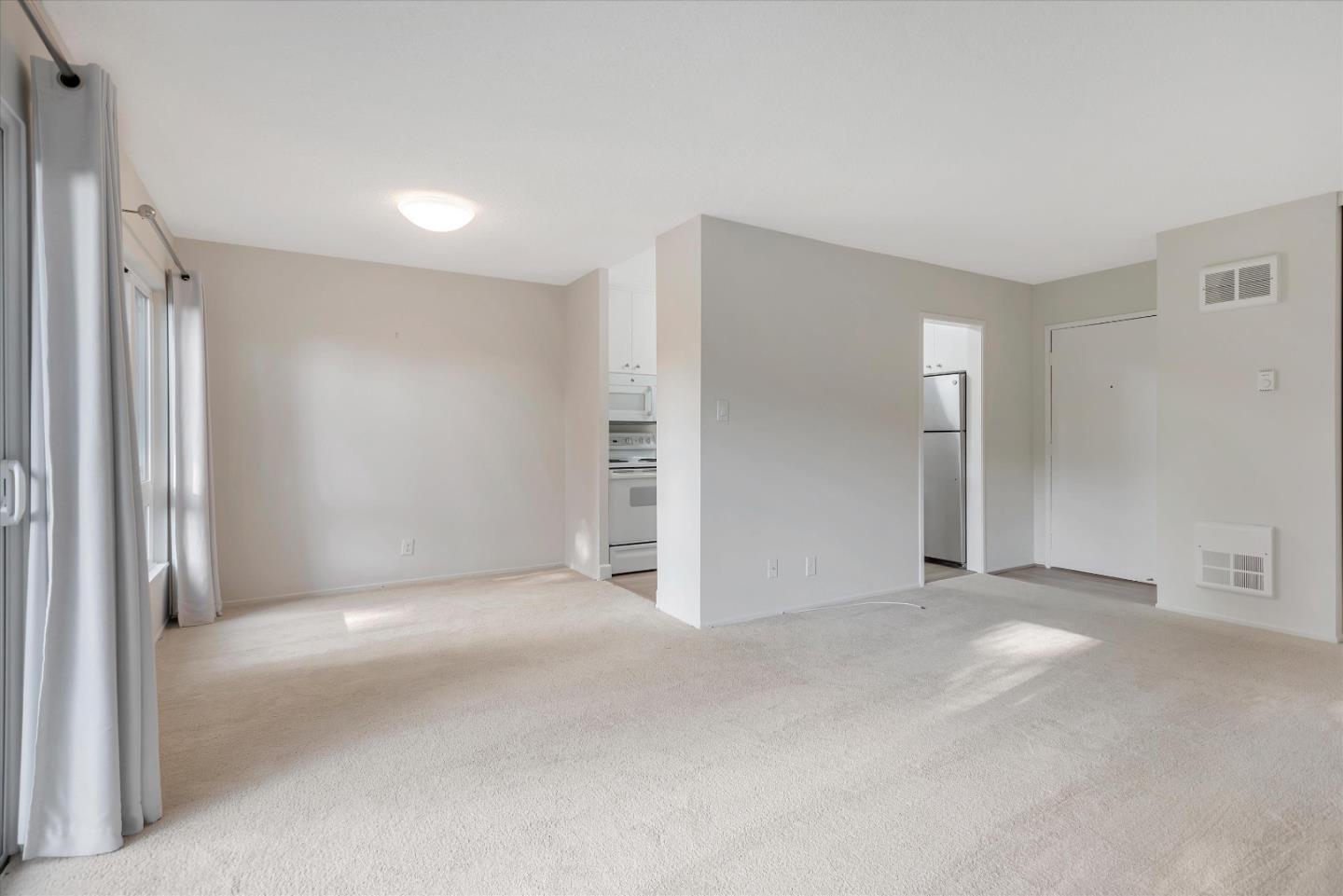 Detail Gallery Image 9 of 43 For 930 Peninsula Ave #409,  San Mateo,  CA 94401 - 1 Beds | 1 Baths