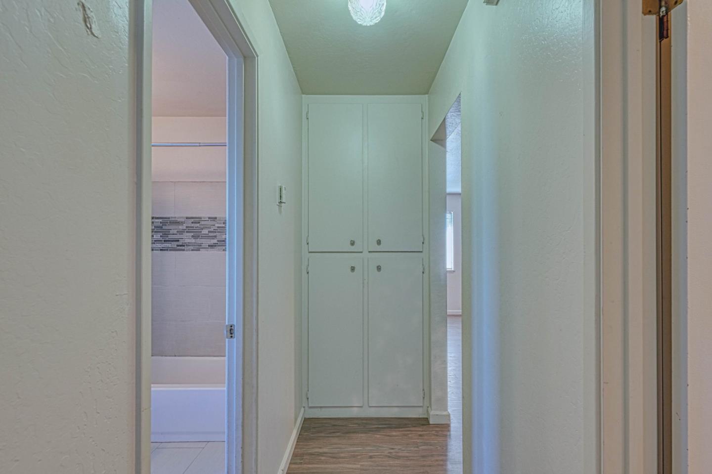 Detail Gallery Image 9 of 23 For 326 Addington Ln #C,  Salinas,  CA 93907 - 2 Beds | 1 Baths