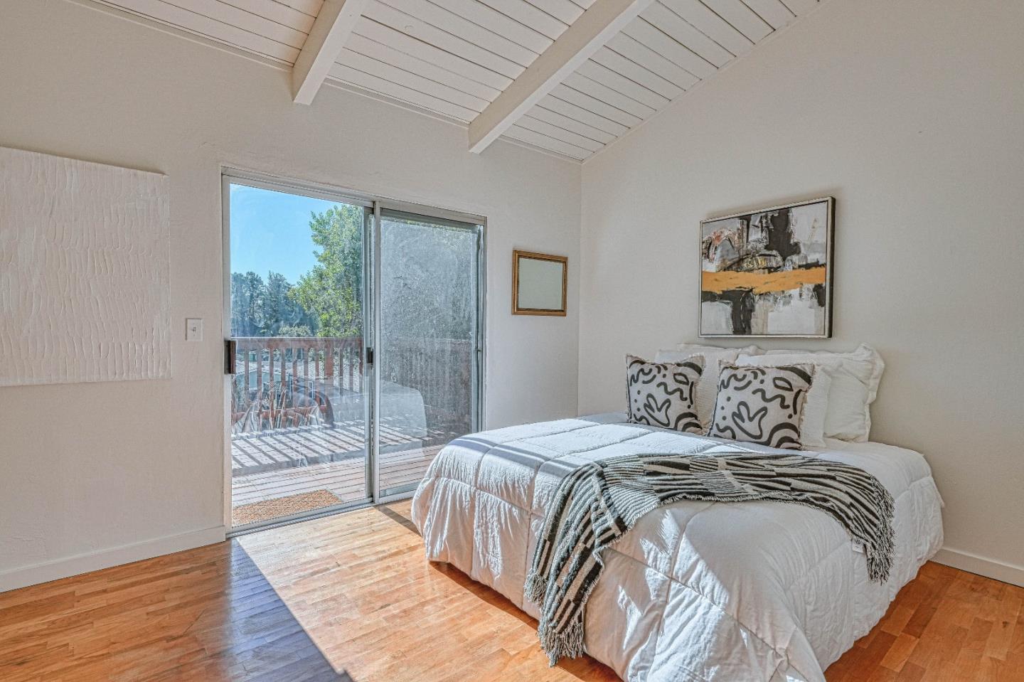 Detail Gallery Image 21 of 39 For 1556 Hilby Ave, Seaside,  CA 93955 - 3 Beds | 1/1 Baths