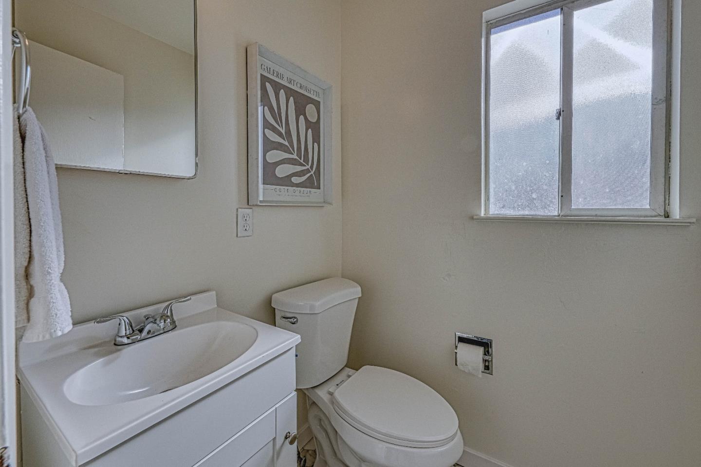 Detail Gallery Image 29 of 39 For 1556 Hilby Ave, Seaside,  CA 93955 - 3 Beds | 1/1 Baths