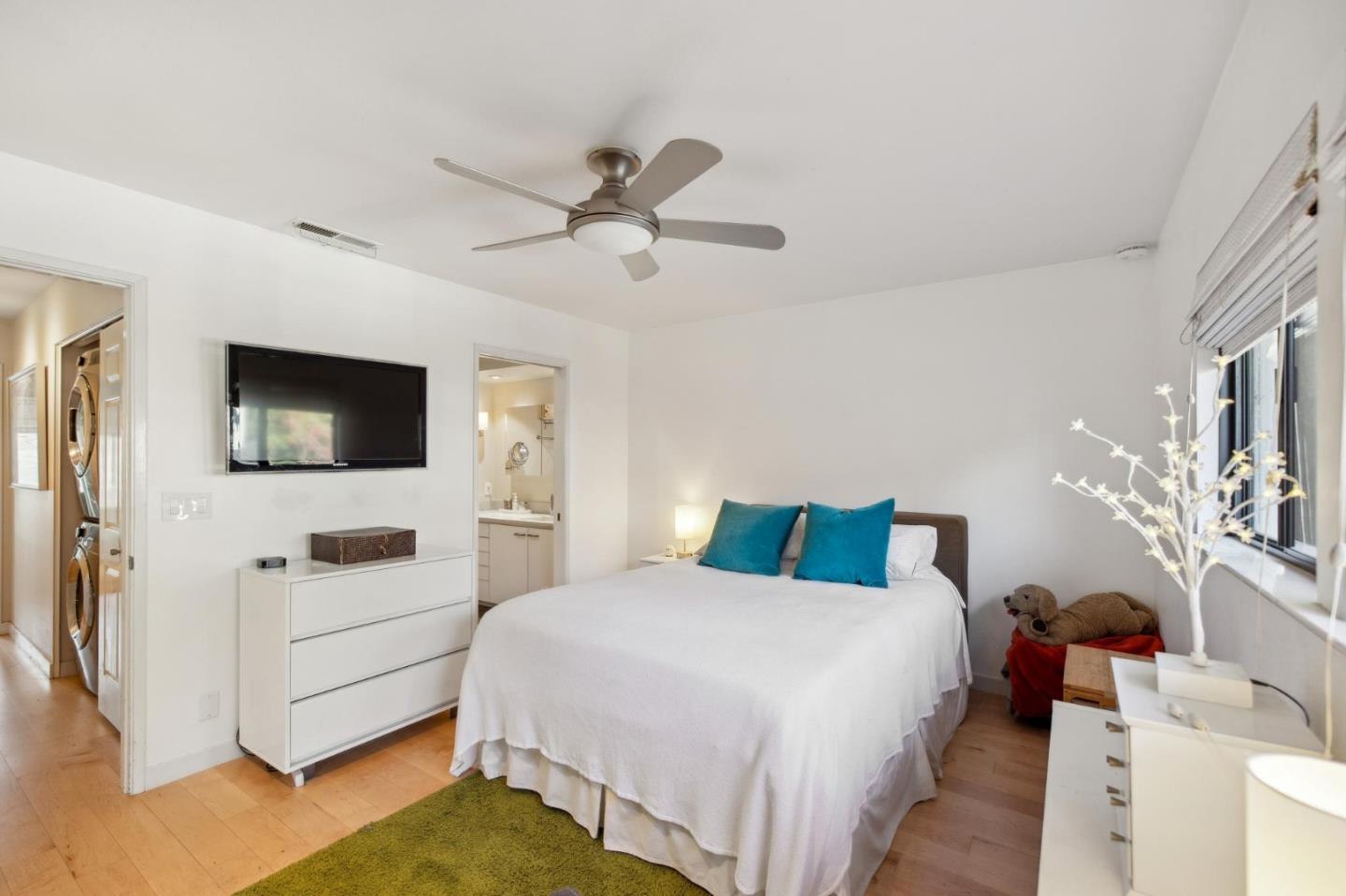 Detail Gallery Image 23 of 35 For 181 Ada Ave #47,  Mountain View,  CA 94043 - 2 Beds | 2/1 Baths