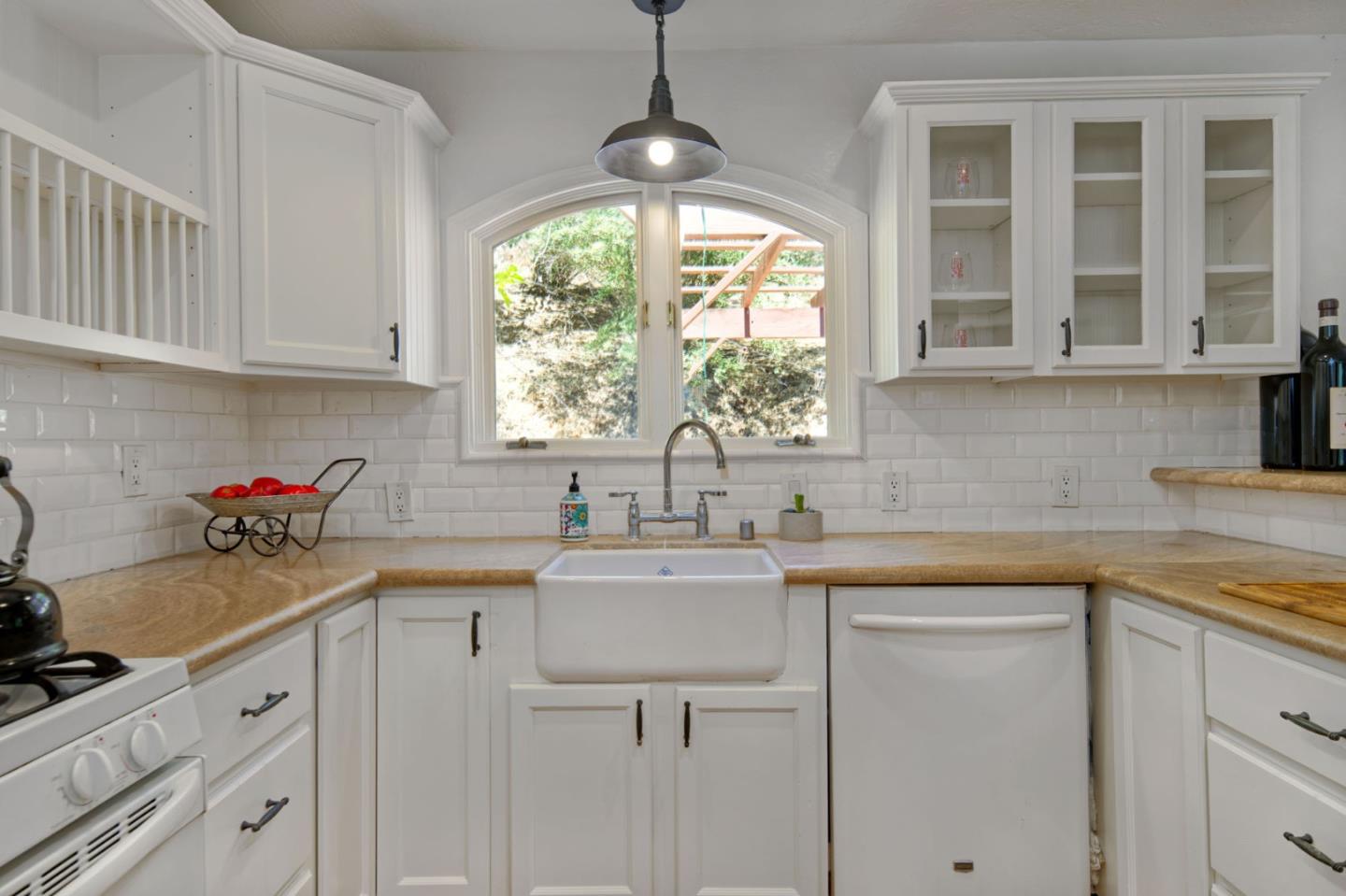 Detail Gallery Image 11 of 34 For 21571 Almaden Rd, San Jose,  CA 95120 - 3 Beds | 1 Baths
