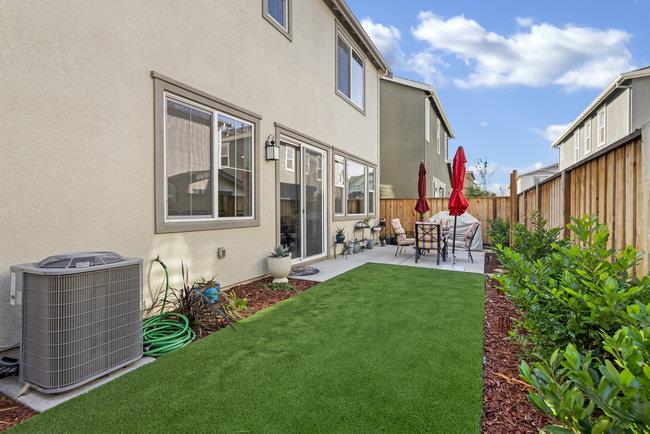 Detail Gallery Image 27 of 38 For 1873 Italia Way, Tracy,  CA 95377 - 3 Beds | 2/1 Baths