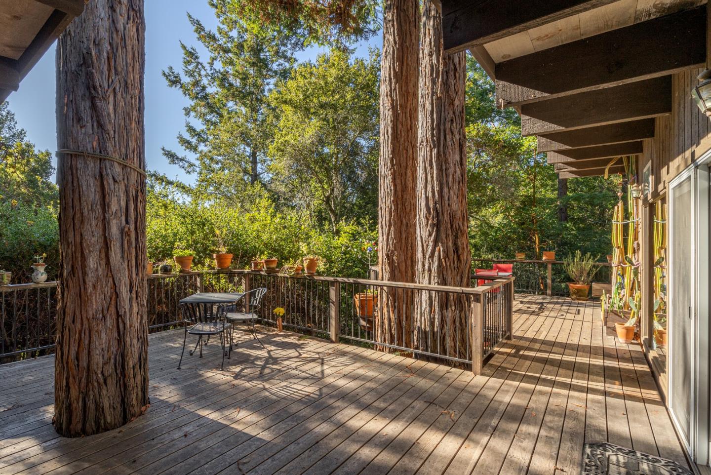 Detail Gallery Image 13 of 46 For 450 Jarvis Rd, Santa Cruz,  CA 95065 - 3 Beds | 2 Baths