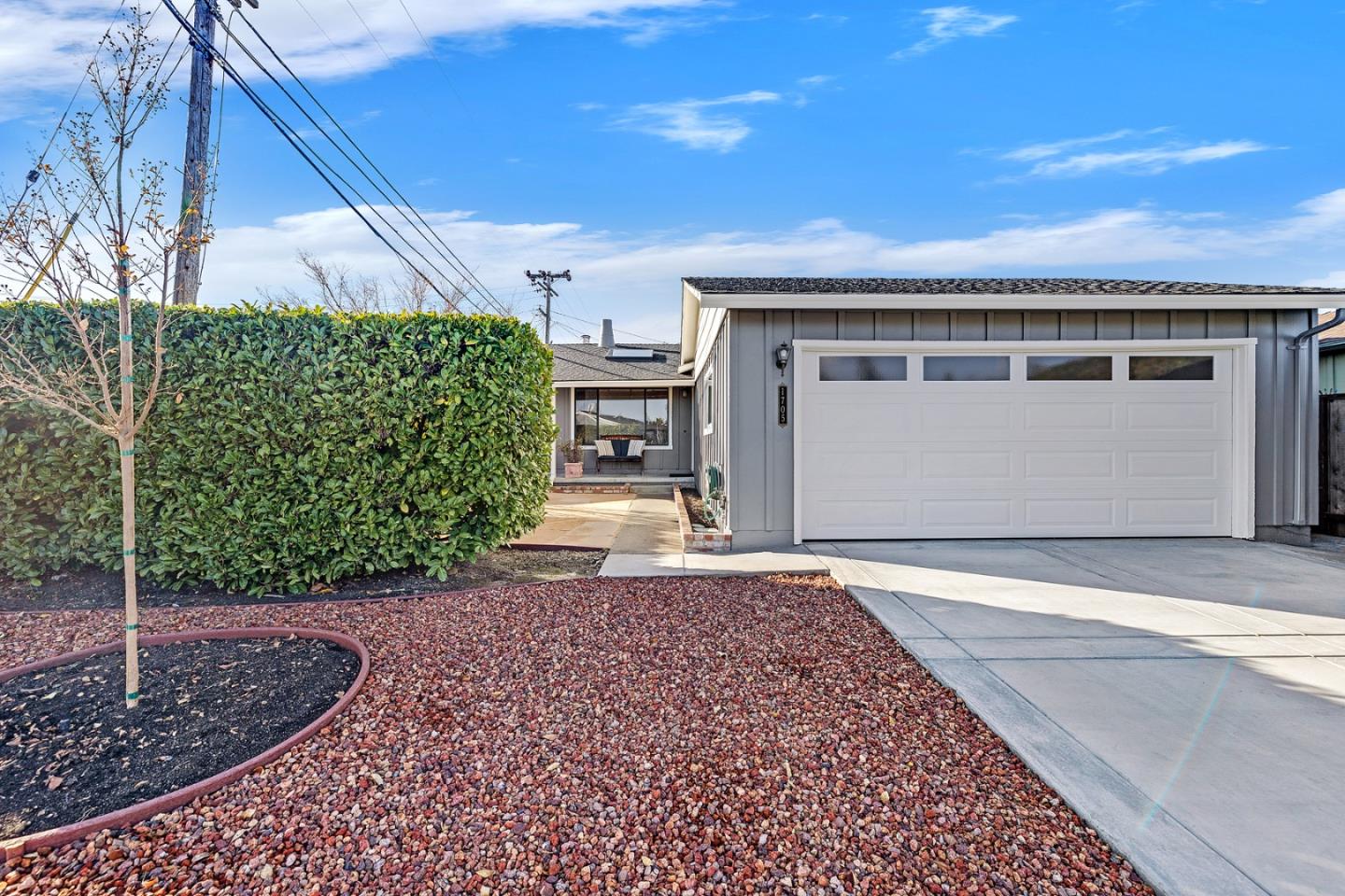 Front Image Thumbnail for ML81988138