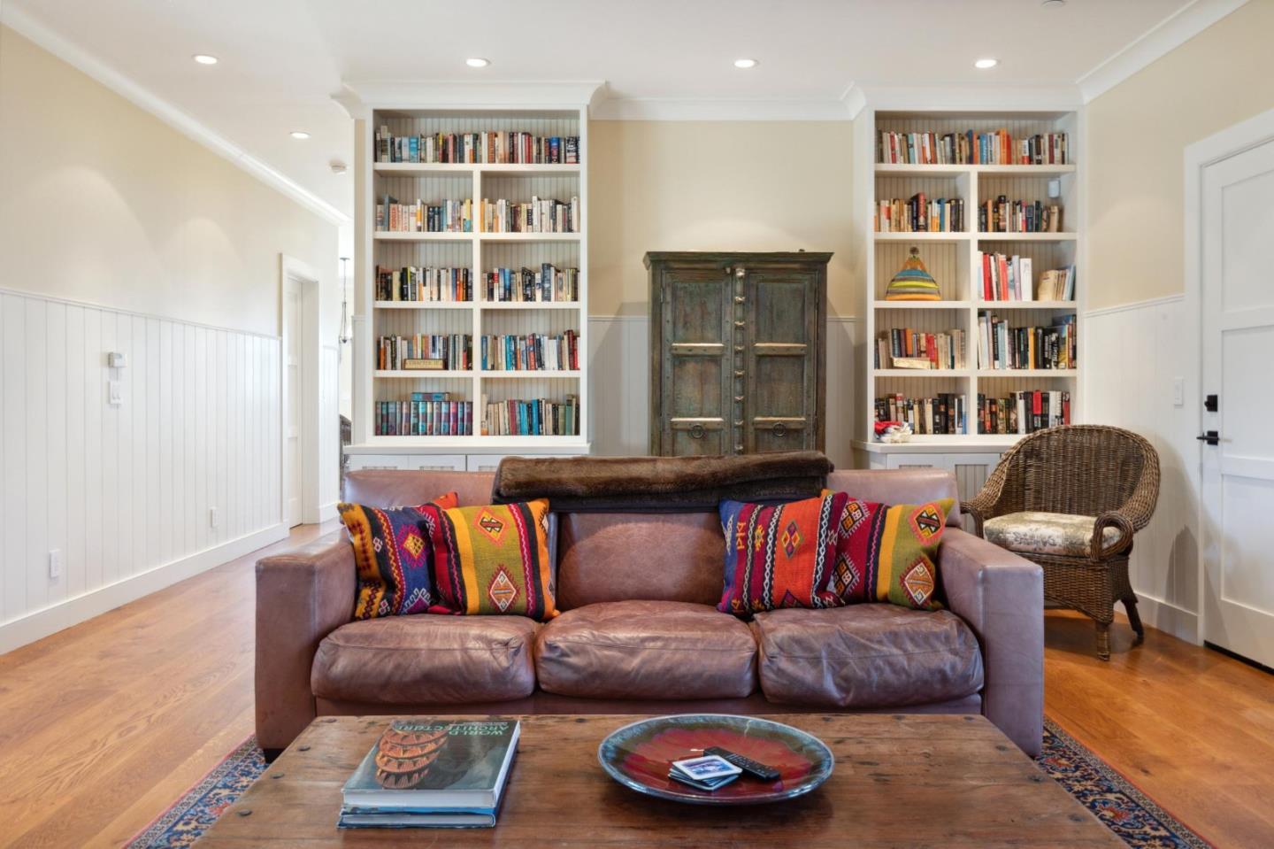 Detail Gallery Image 27 of 80 For 263 Nevada Ave, Moss Beach,  CA 94038 - 4 Beds | 4/1 Baths