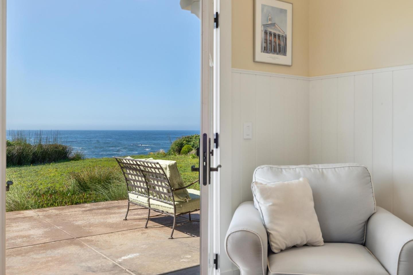 Detail Gallery Image 30 of 80 For 263 Nevada Ave, Moss Beach,  CA 94038 - 4 Beds | 4/1 Baths