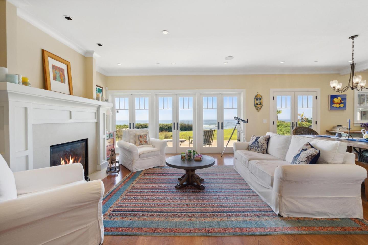 Detail Gallery Image 8 of 80 For 263 Nevada Ave, Moss Beach,  CA 94038 - 4 Beds | 4/1 Baths