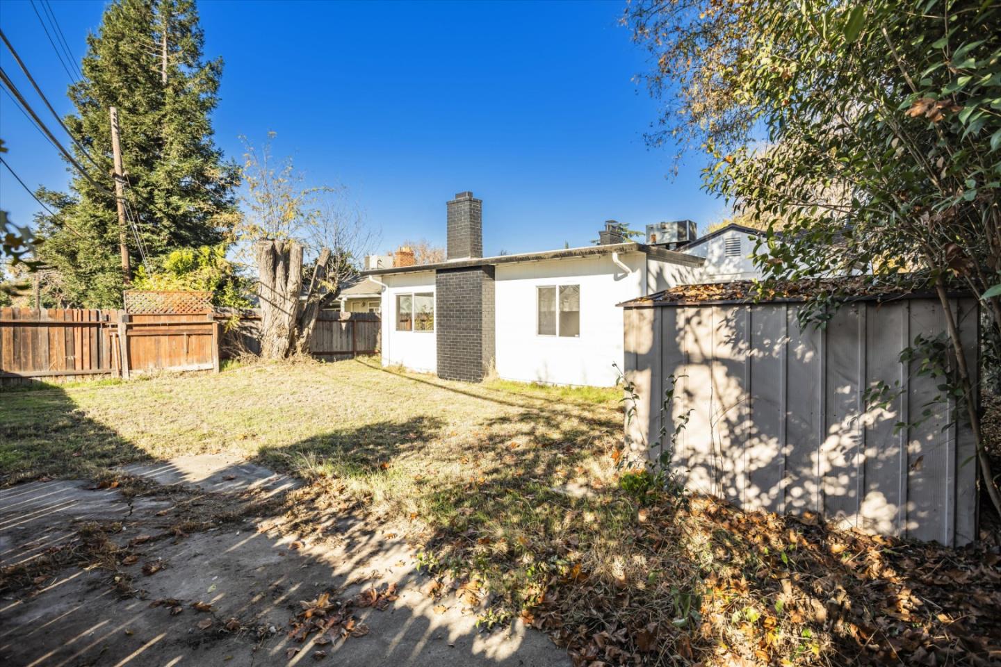 Detail Gallery Image 17 of 17 For 4116 43rd Ave, Sacramento,  CA 95824 - 3 Beds | 2/1 Baths