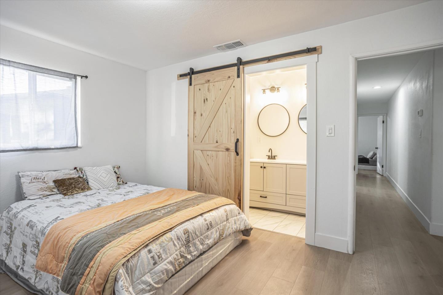 Detail Gallery Image 9 of 17 For 4116 43rd Ave, Sacramento,  CA 95824 - 3 Beds | 2/1 Baths