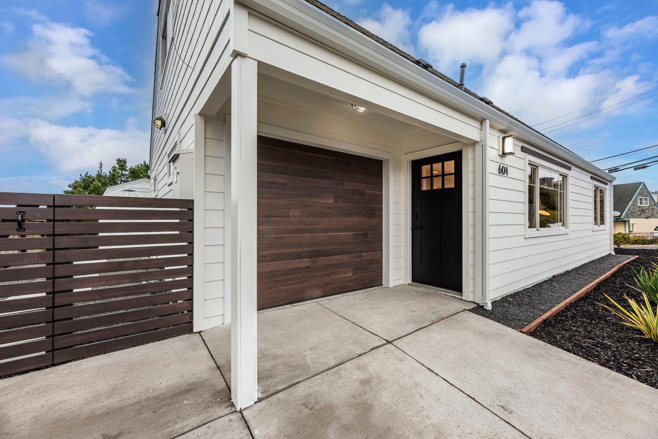 Detail Gallery Image 34 of 37 For 604 Lockhaven Dr, Pacifica,  CA 94044 - 3 Beds | 2 Baths