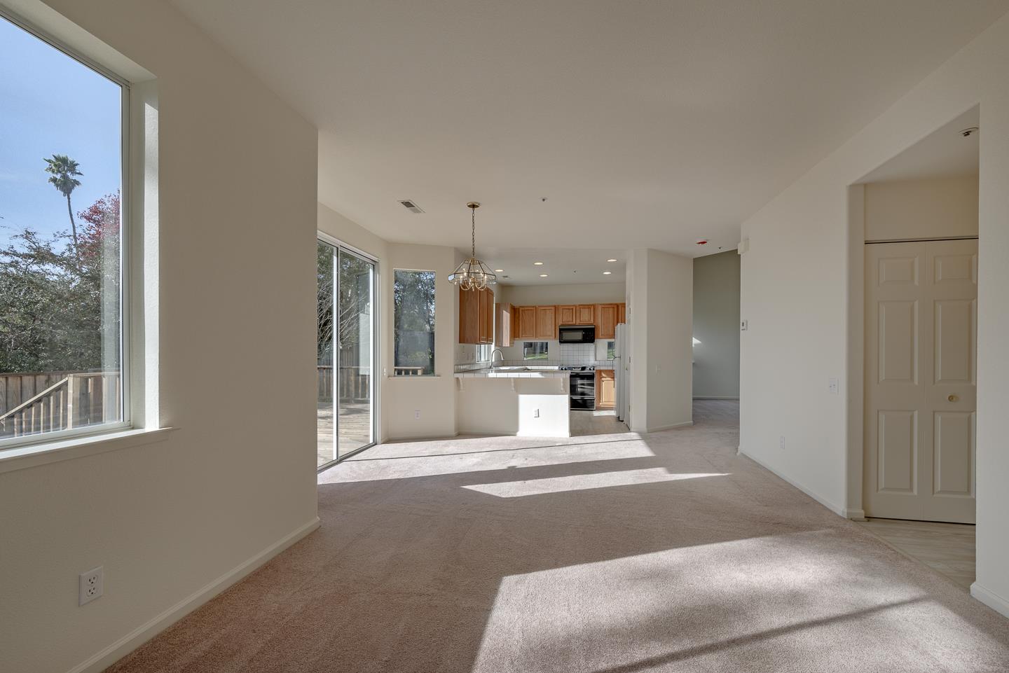 Detail Gallery Image 10 of 56 For 120 Acacia Woods Ct, Aptos,  CA 95003 - 3 Beds | 2/1 Baths