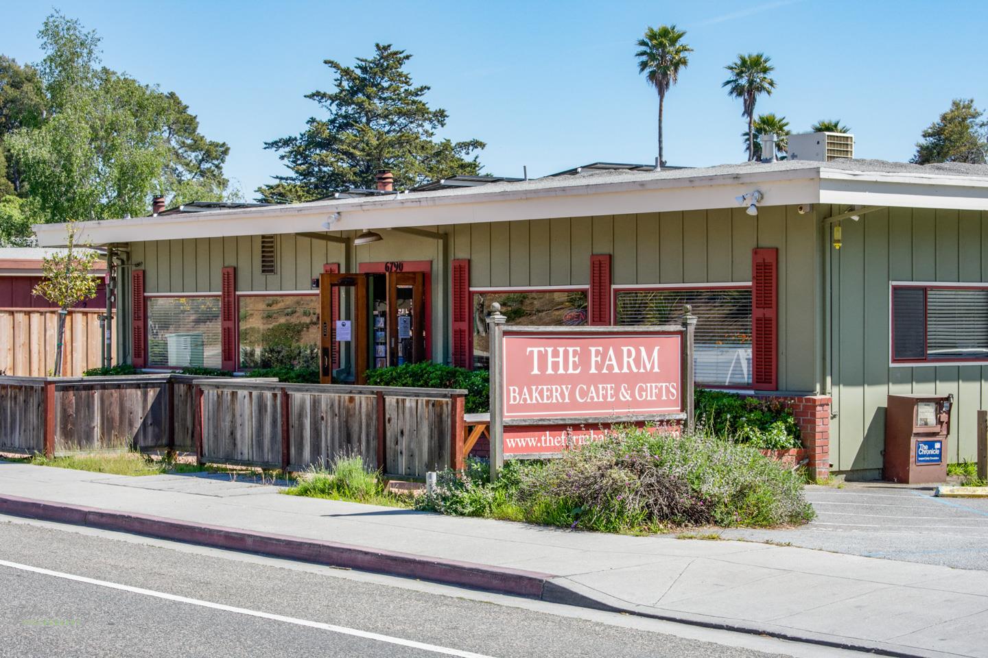 Detail Gallery Image 42 of 56 For 120 Acacia Woods Ct, Aptos,  CA 95003 - 3 Beds | 2/1 Baths