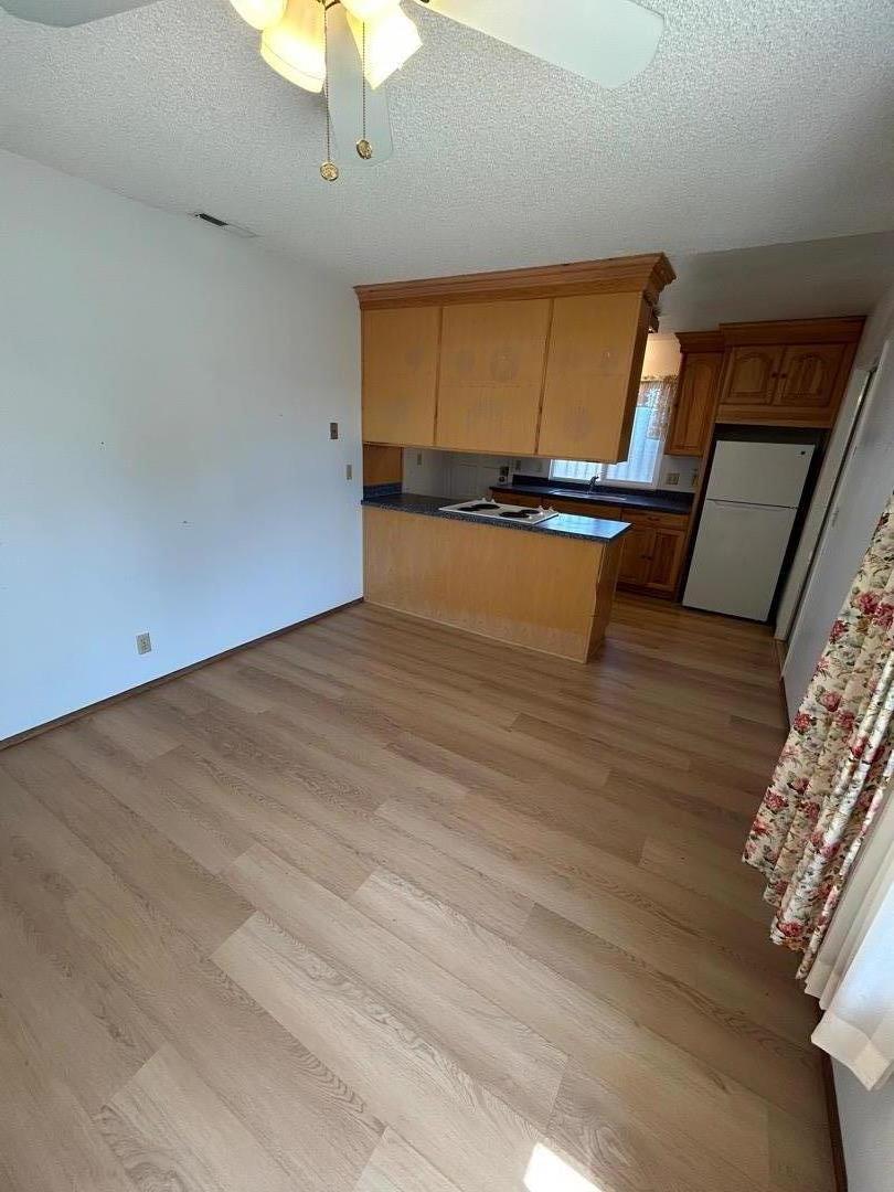 Detail Gallery Image 11 of 16 For 983 Flint Way, Salinas,  CA 93907 - 2 Beds | 2 Baths