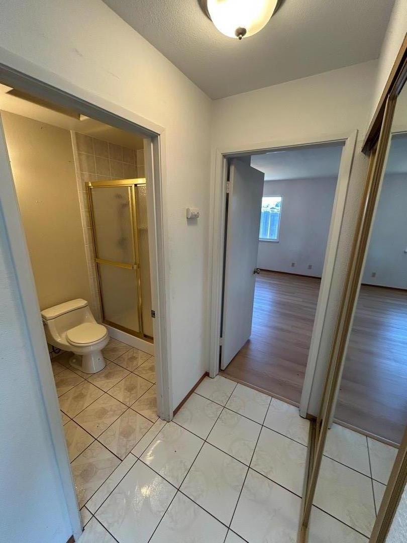 Detail Gallery Image 14 of 16 For 983 Flint Way, Salinas,  CA 93907 - 2 Beds | 2 Baths