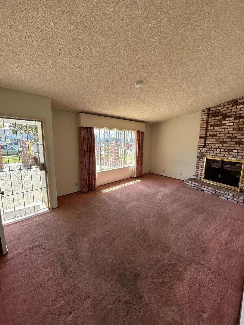 Detail Gallery Image 16 of 16 For 983 Flint Way, Salinas,  CA 93907 - 2 Beds | 2 Baths