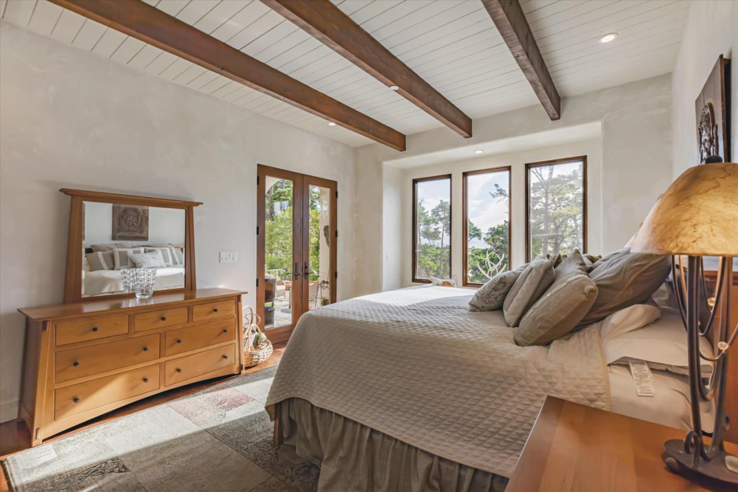 Detail Gallery Image 23 of 40 For 4144 Sunset Ln, Pebble Beach,  CA 93953 - 3 Beds | 3/1 Baths